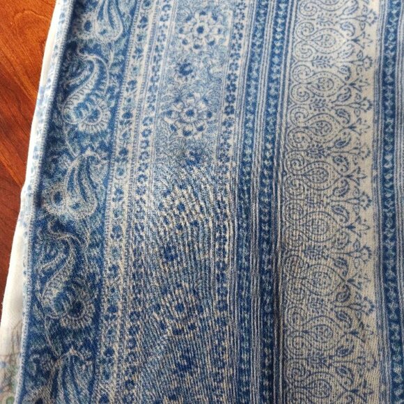 Boho/Cottagecore Blue and White Scarves and Wraps Collection - Picture 6 of 12